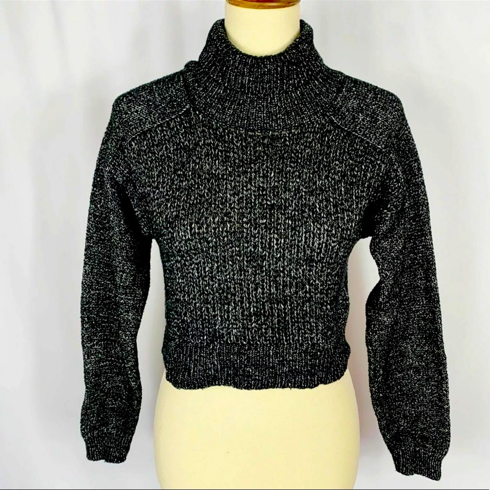100% Cotton Cropped Sweater  |  Zara